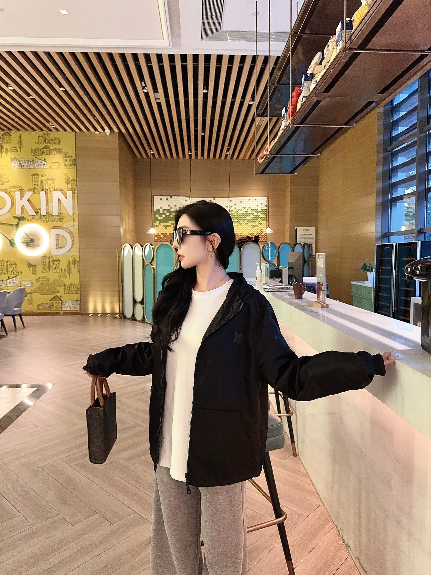 Model picture